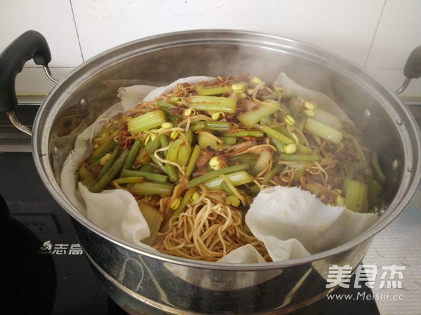 Henan Steamed Lo Noodles recipe