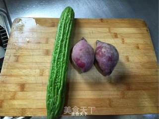 Bitter Gourd Purple Potato Ring recipe