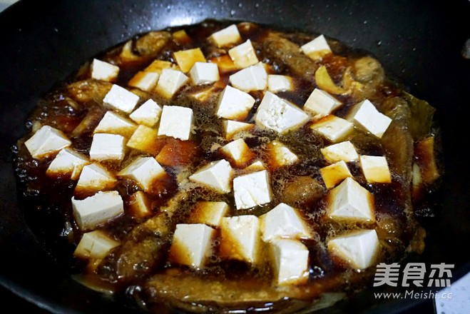 Small Yellow Croaker Stewed Tofu recipe