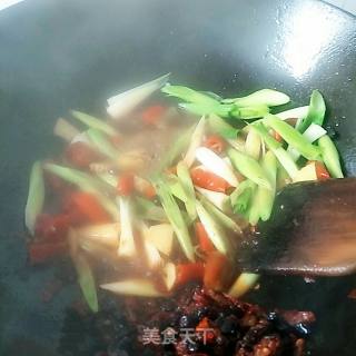Sauce-flavored Twice-cooked Pork recipe