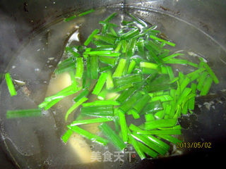 Seaweed Tofu Soup recipe