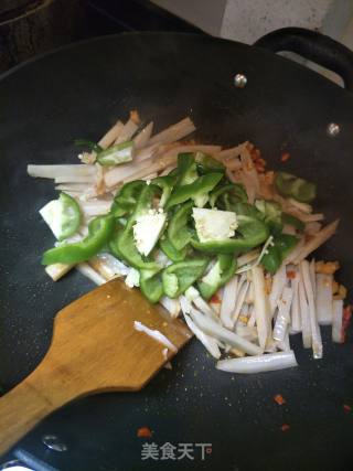 Fried Lotus Root with Dried Radish recipe