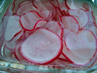 Refreshing Side Dish---sweet and Sour Radish recipe