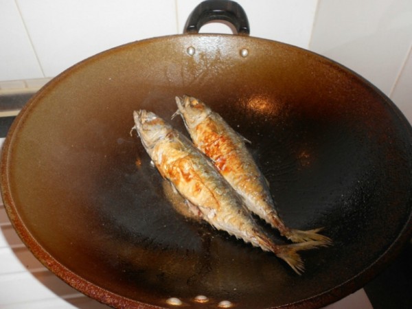 Pan Fried Autumn Fish recipe