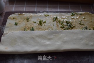 How to Make A Layered Oil Roll recipe