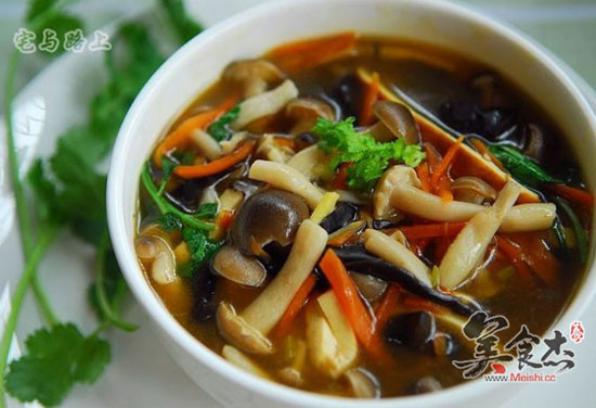 Hot and Sour Mushroom Soup recipe