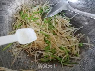Stir-fried Potato Shreds recipe