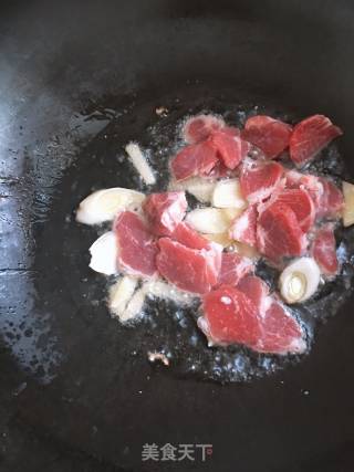 Stir-fried Mushrooms with Sliced Pork recipe