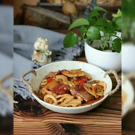 Stir-fried Bacon with Bamboo Shoots