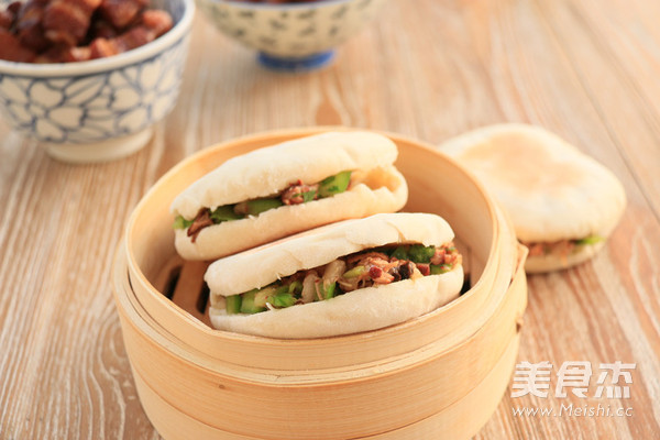 Braised Pork Bun recipe