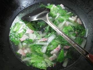 Boiled Vermicelli with Bacon and Cabbage recipe