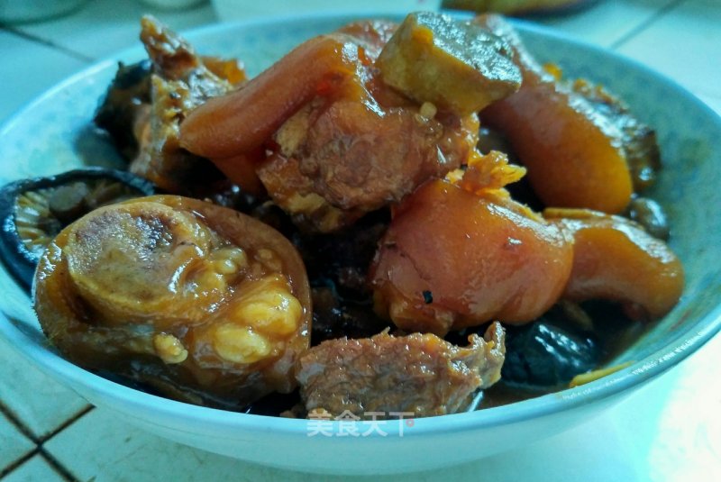 Braised Pork Knuckles recipe