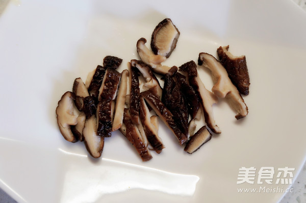 Steamed Cod with Shiitake Mushrooms recipe