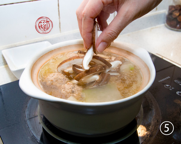 Winter Melon Meatball Soup recipe