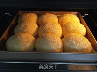 Sesame Milk Bun recipe