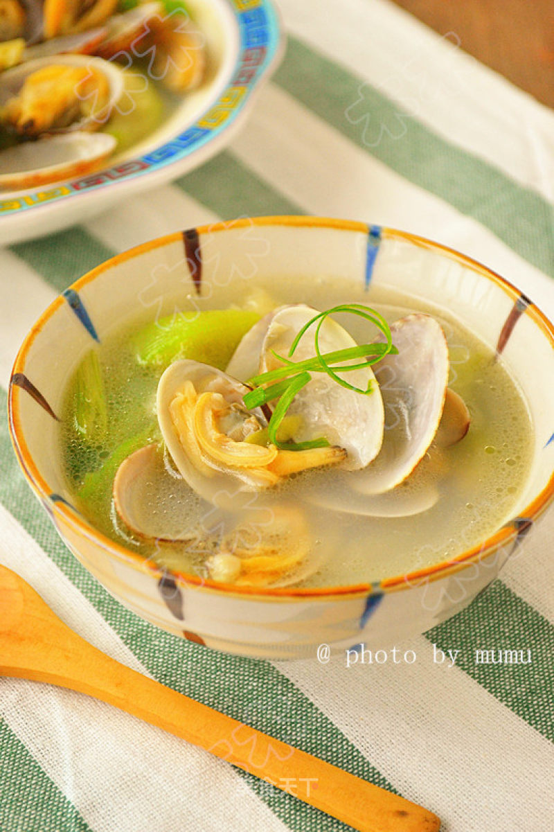 Loofah Clam Soup recipe