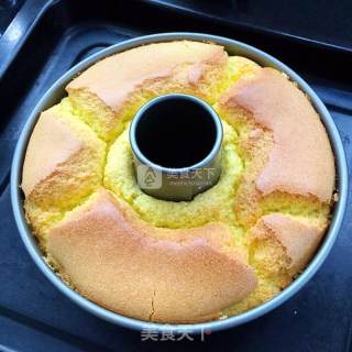 #aca烤培明星大赛# Pumpkin Chiffon Cake (low Sugar and Low Oil) recipe