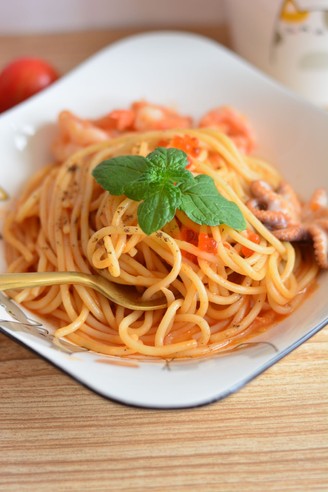 Low-oil and Low-fat Seafood and Fish Roe Spaghetti for One Person