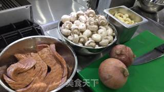 Spaghetti with Creamy Mushrooms and Bacon recipe