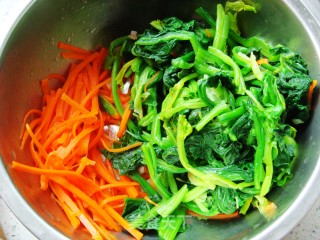 Sesame Oil Spinach Tower recipe