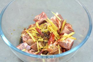 Black Soy Pork Ribs and Taro recipe