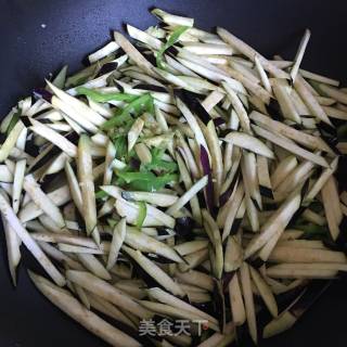 Stir Fried Eggplant with Green Peppers recipe