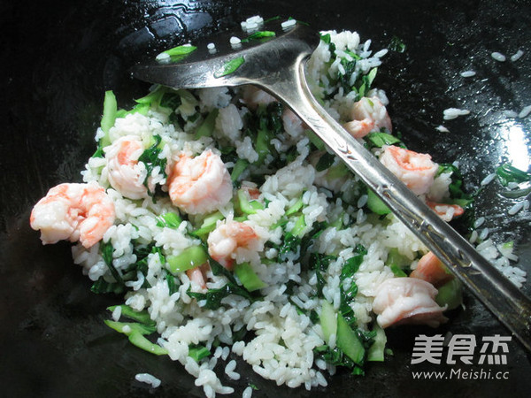 Fried Rice with Shrimp and Green Vegetables recipe