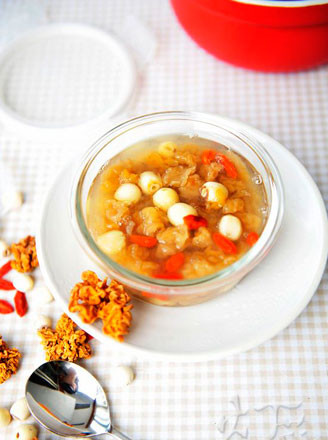 Golden Ear Lotus Seed Soup recipe