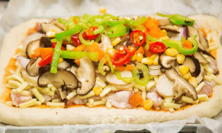 Sea and Land Fresh Pizza-winners of Lezhong Colorful Summer Baking Competition recipe