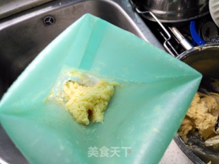 Fantasy Two-color Cookies recipe