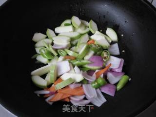 Korean Home Cooking-spicy Stir-fried Cuttlefish with Vegetables recipe