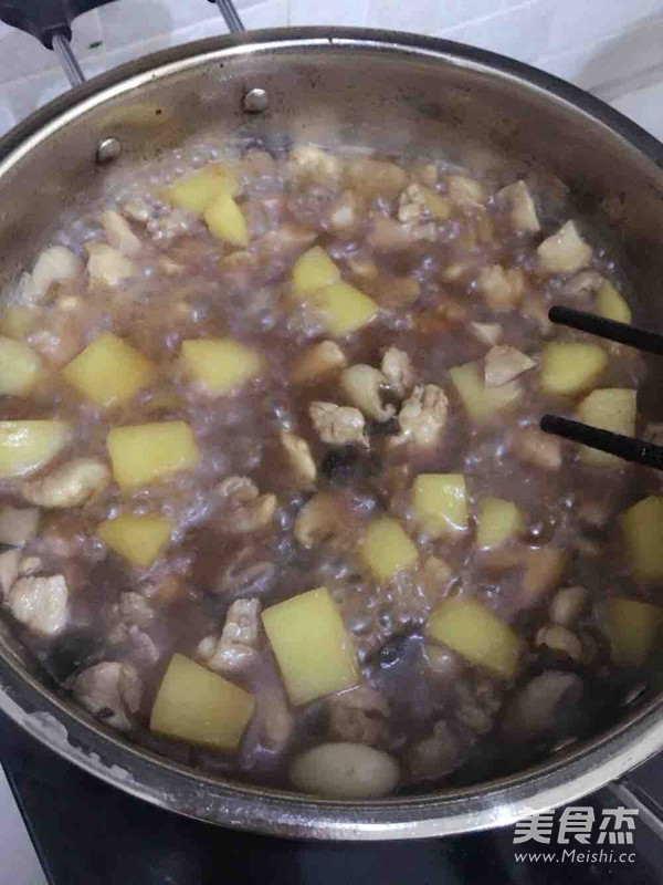 Yellow Braised Chicken Rice recipe