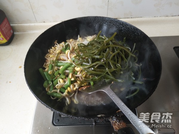 Anyang Lom Noodles recipe