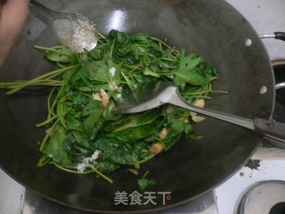 Stir-fried Taiwanese Sweet Potato Sprouts recipe