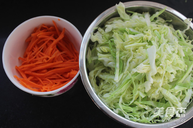 Stir-fried Vermicelli with Cabbage recipe