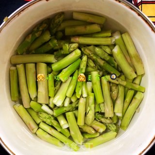 [xiangrui Baby Dining Table] Fried Rice with Asparagus, Carrot and Egg recipe