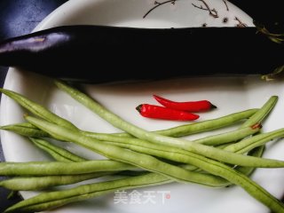 Fried Eggplant Strips with Long Beans recipe