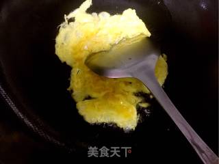 Fried Eggs with Garlic recipe