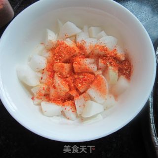 Chili Powder Mixed with Radish recipe