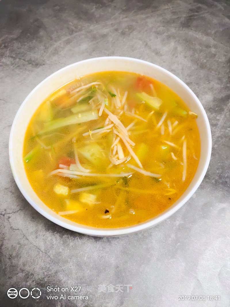 Bean Sprouts and Loofah Soup recipe