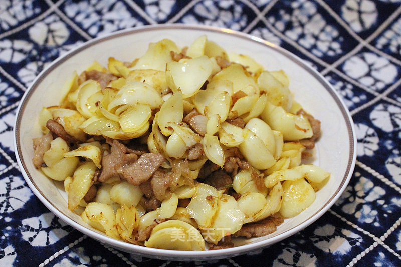 Fried Pork Slices with Lily recipe