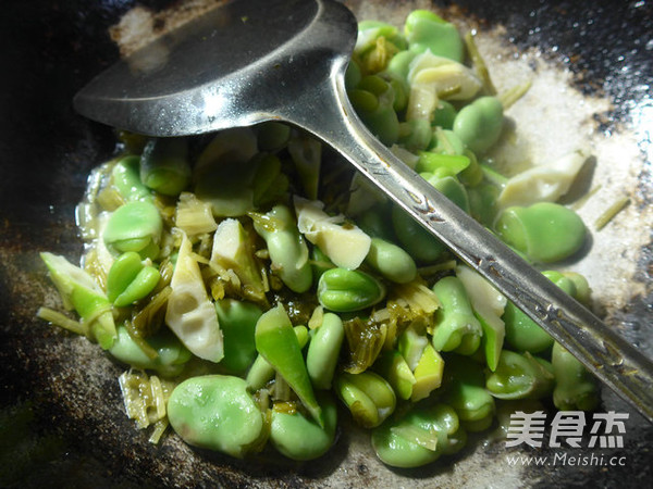 Stir-fried Broad Beans recipe