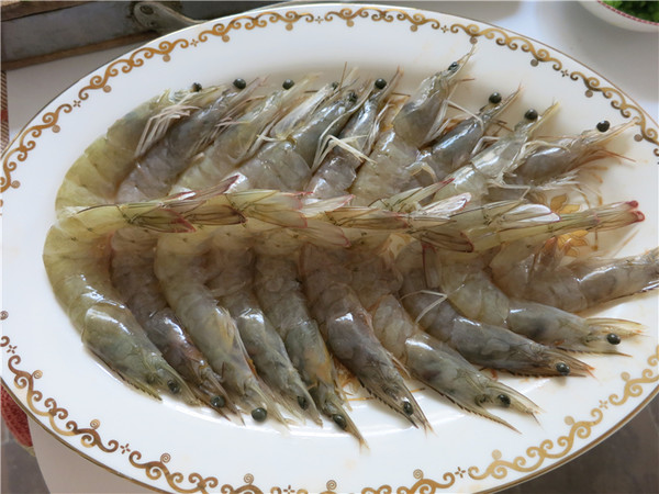 Shrimp with Golden and Silver Garlic Sauce recipe