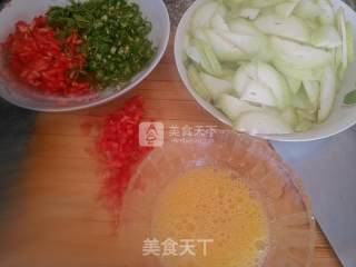 Fried Loofah Peel recipe