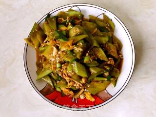 Loofah Scrambled Eggs recipe