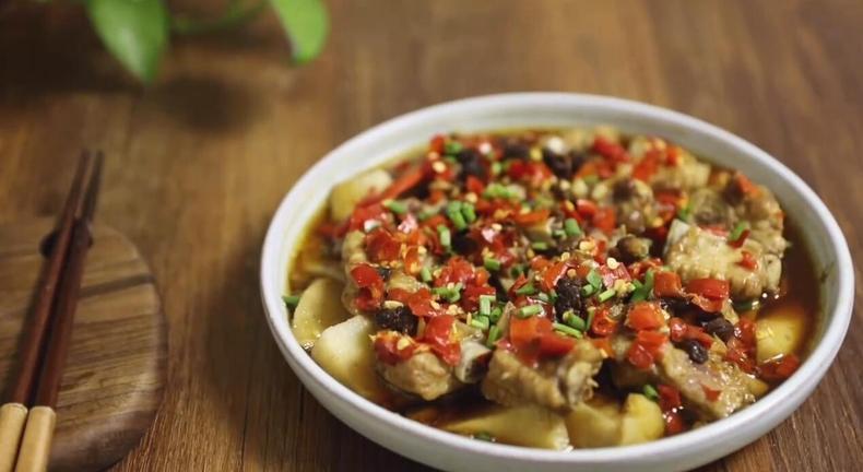 Steamed Pork Ribs with Chopped Pepper recipe