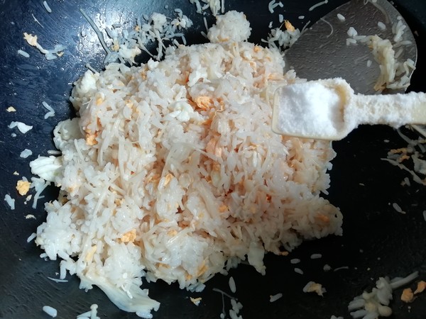 Fried Rice with Enoki Mushroom and Egg recipe