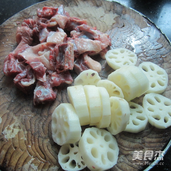 Lao Duck Stewed Lotus Root recipe