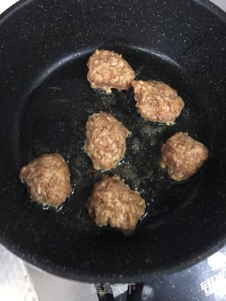 Roasted Cowpeas with Meatballs recipe