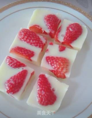 Milk Strawberry Pudding recipe